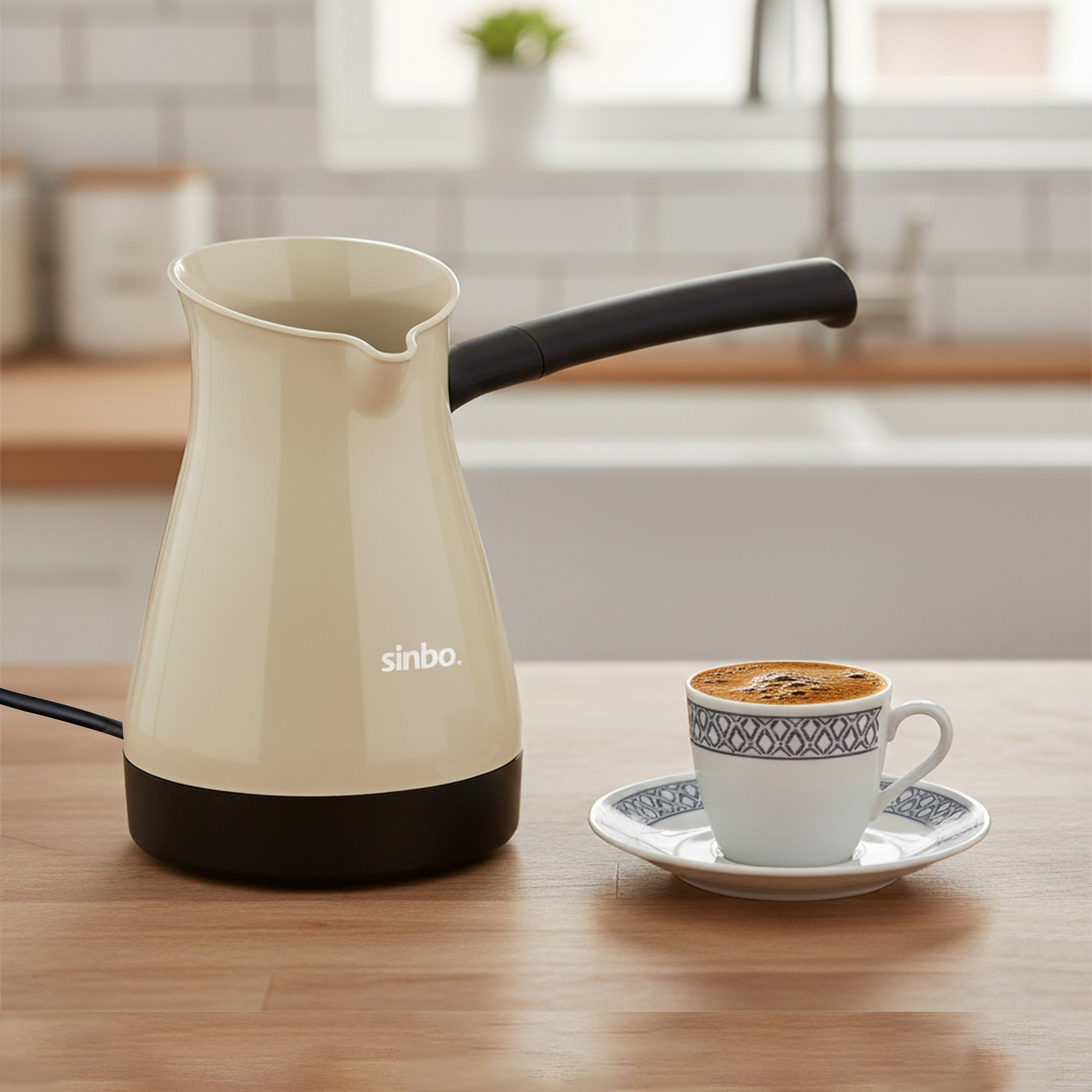 Sinbo SCM-2951 Türkische Kaffeemaschinea – 400 ml | Abnehmbarer Griff | Edelstahl-Heizelement | 360° Kabellos